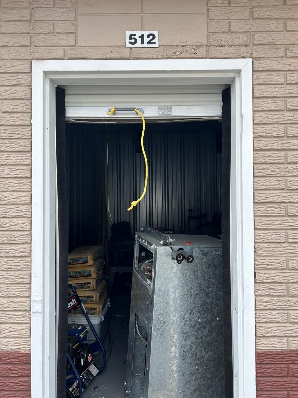 Storage Unit Auction in St. Peters, MO at A Storage Inn Cave Springs